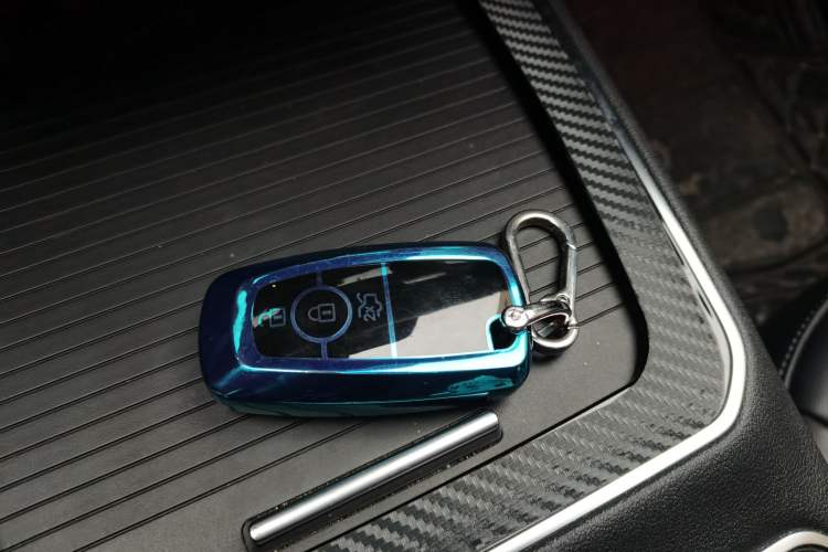 Used Ford Edge 2021 PLUS EcoBoost 245 Two-Wheel-Drive Titanium 7-Seater Vehicle Key