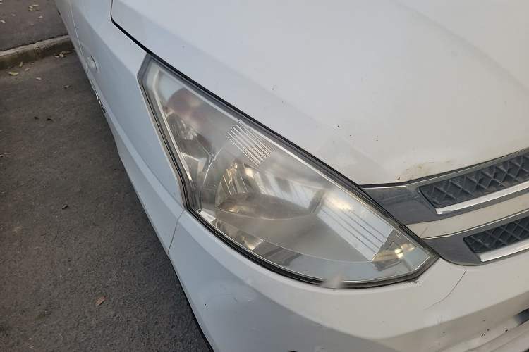 Used Wuling Rongguang V 2016 1.5L Standard Version
