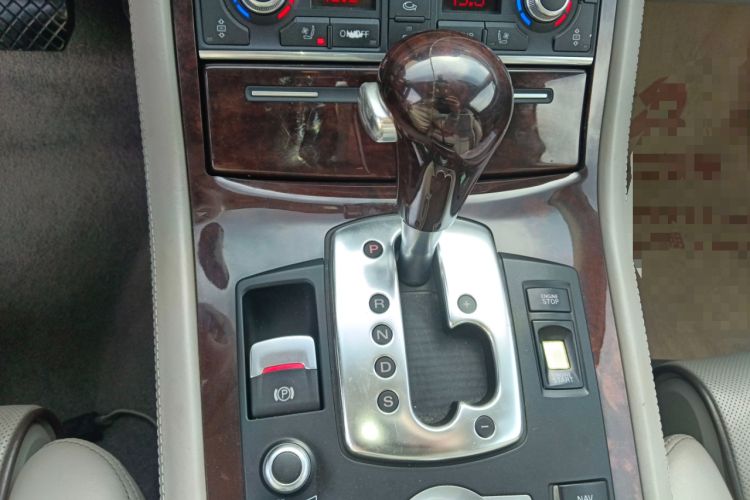 Used Audi A8 2009 A8L 4.2 FSI quattro Prestige Edition Gear Lever