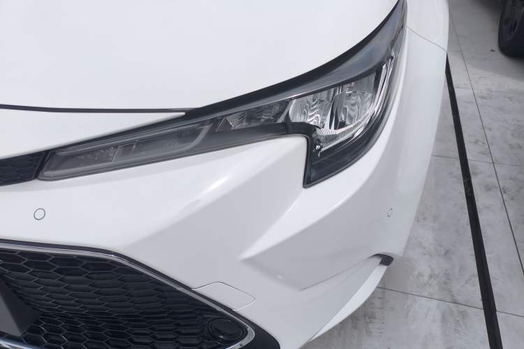 Used Toyota Levin 2021 185T CVT Luxury Edition
