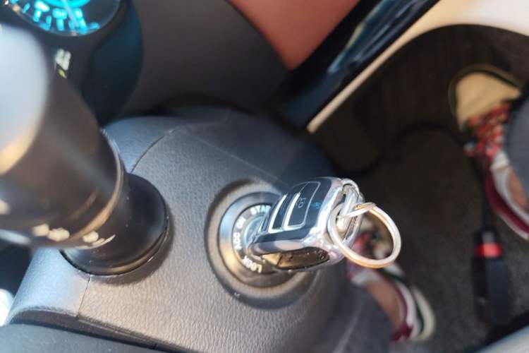 Used JAC Refine L5 2022 2.0T Automatic Business Edition