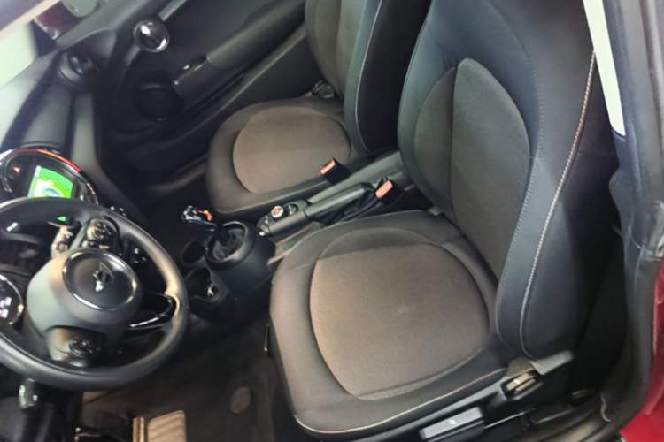 Used MINI 2021 1.5T ONE