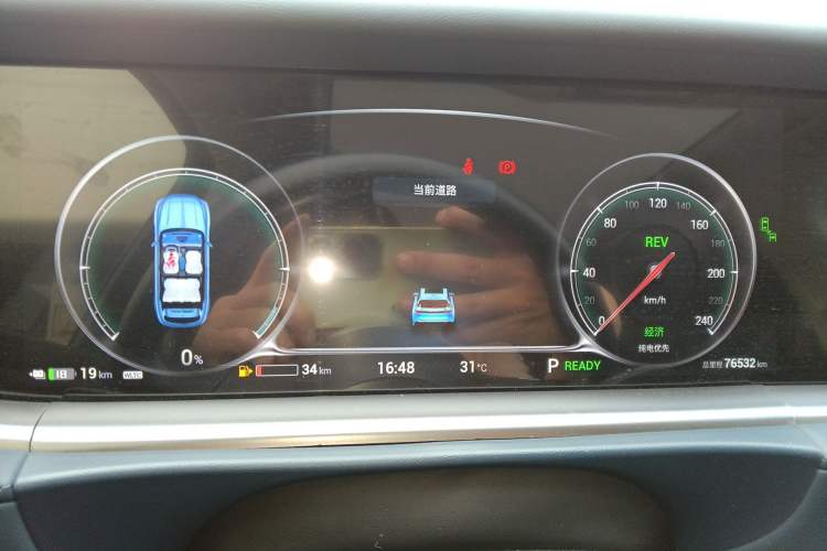 Used VOYAH FREE 2021 Four-Wheel Drive Standard Range-Extended Exclusive Luxury Package Instrument Cluster