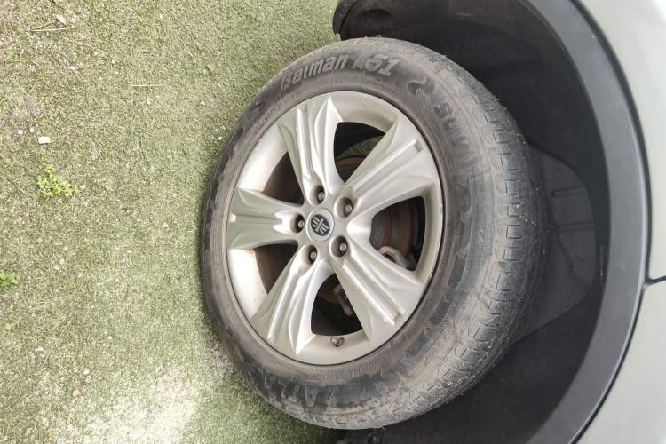 Used Bestune X80 2015 2.0L Automatic Comfort Anniversary Edition