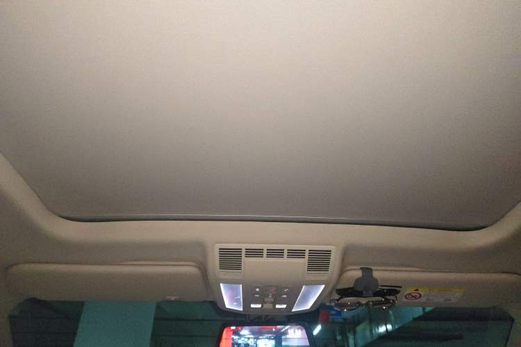 Used Volkswagen Touareg 2020 2.0 TSI RuiShang Edition China VI Standard
