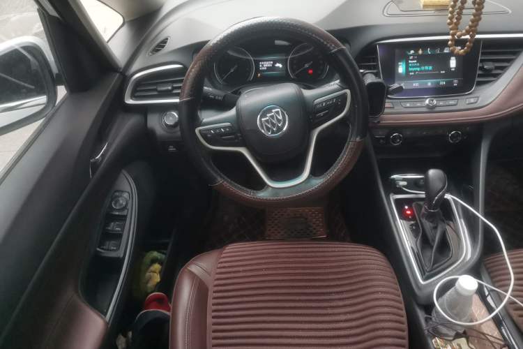 Used Buick GL6 2019 18T 6-Seater Connected Luxury Version China V Standard Steering Wheel