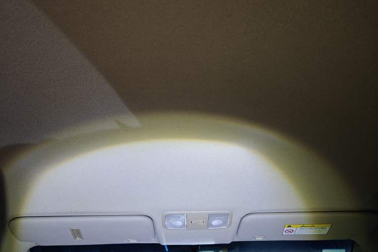 Used Kia K2 2015 Sedan 1.4L MT GLS