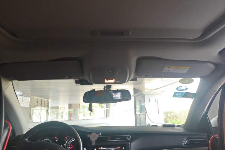 Used Peugeot 408 2016 1.6T Automatic Luxury Edition Headliner