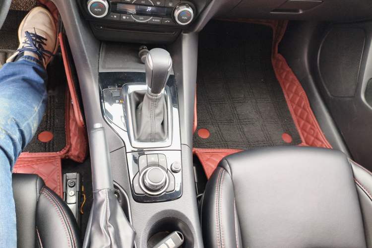 Used Mazda 3 Axela 2016 Sedan 1.5L Automatic Luxury Model Gear Lever