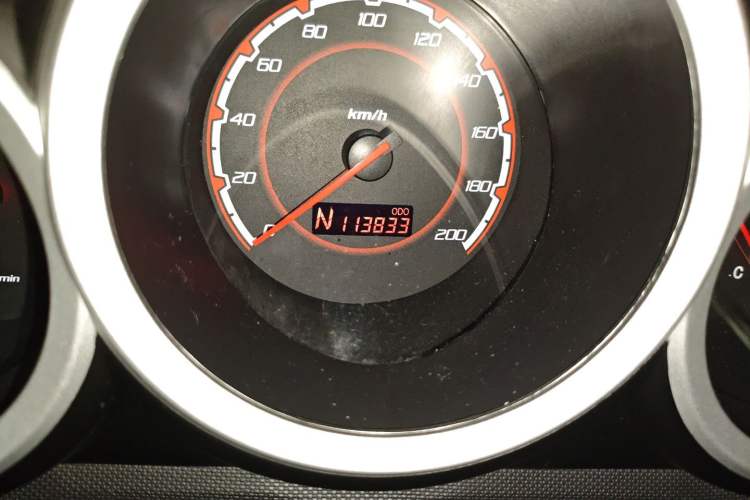 Used CHANGAN CX20 2014 1.4L IMT Sunroof Navigation Version China IV Standard