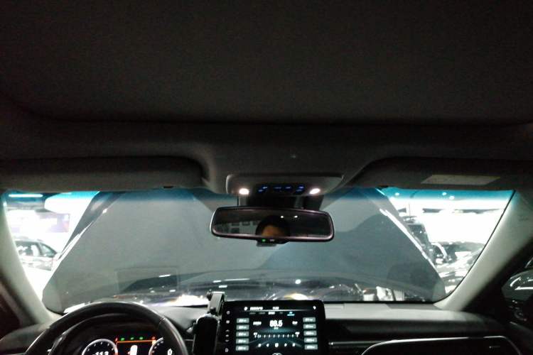 Used Toyota Camry 2023 2.5G Luxury Edition Headliner