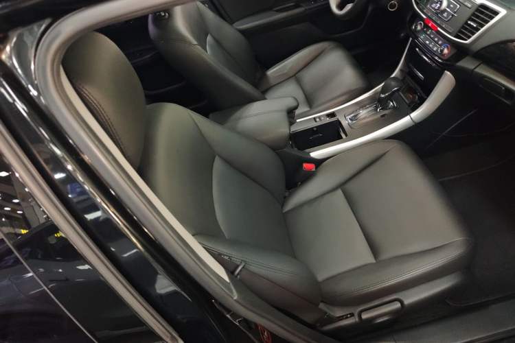 Used Honda Accord 2016 2.0L Comfort Edition Right Front Seat