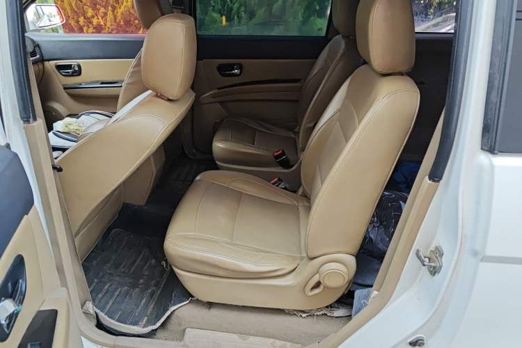 Used Wuling Hongguang 2014 1.5L Base Version Left Rear Seat