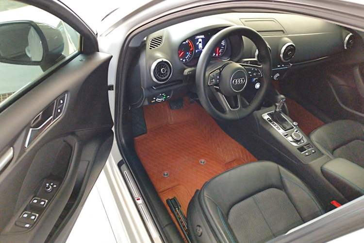 Used Audi A3 2018 30th Anniversary Edition Sportback 35 TFSI Fashion Model