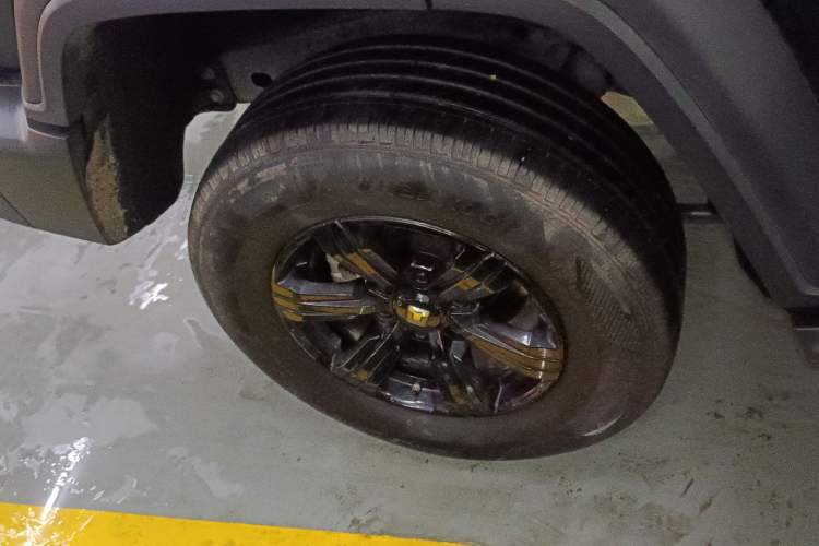 Used Tank 300 2024 2.0T Conqueror Right Rear Wheel Hub