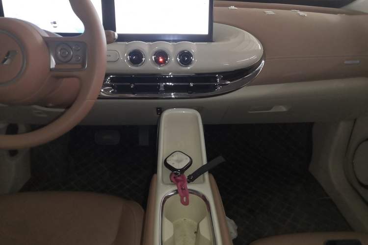 Used Wuling Bingo 2025 333 km Lingxi Connected Version Audio And AC Panel