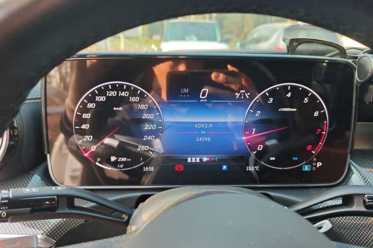 Used Mercedes-Benz C-Class 2024 Second Facelift C 260 L Sport Edition Instrument Cluster