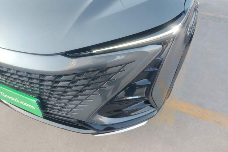 Used CHANGAN UNI-T 2023 Second-Generation 1.5T Prestige Model
