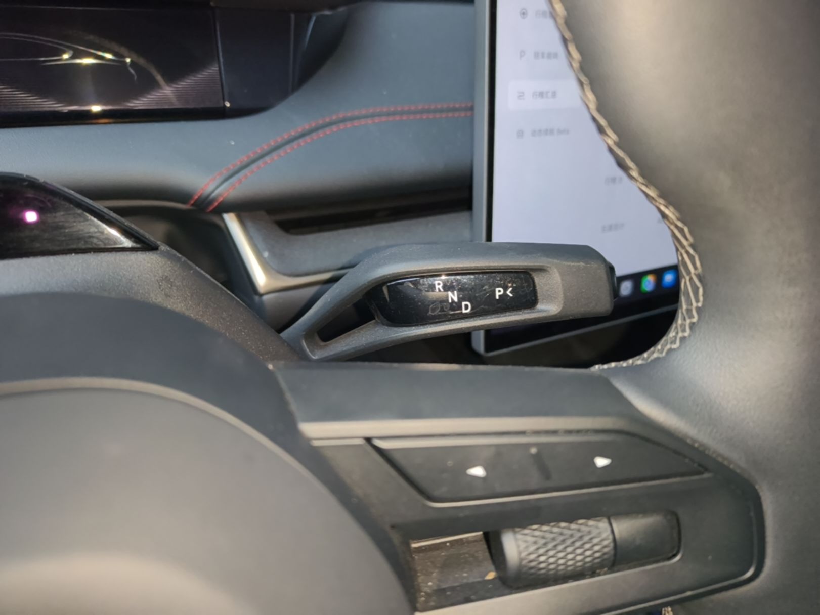 Xiaomi Auto SU7 2024 Rear-Drive Ultra-Long Range Advanced Pro-Level Intelligent Driving Version — снимка 16