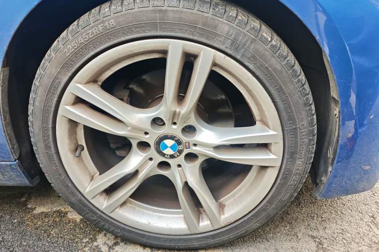 Used BMW 3 Series 2016 320i M Sport Right Front Wheel Hub