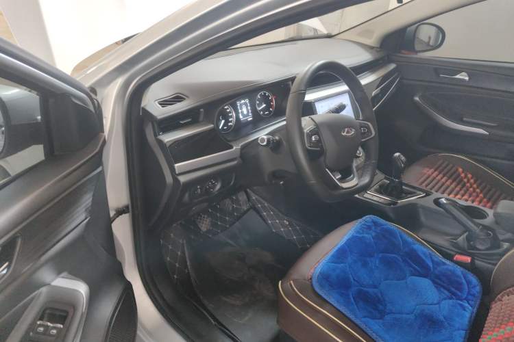 Used Chery Arrizo 5 2024 Edition People's Benefit Version 1.5L Manual Fashion Model
