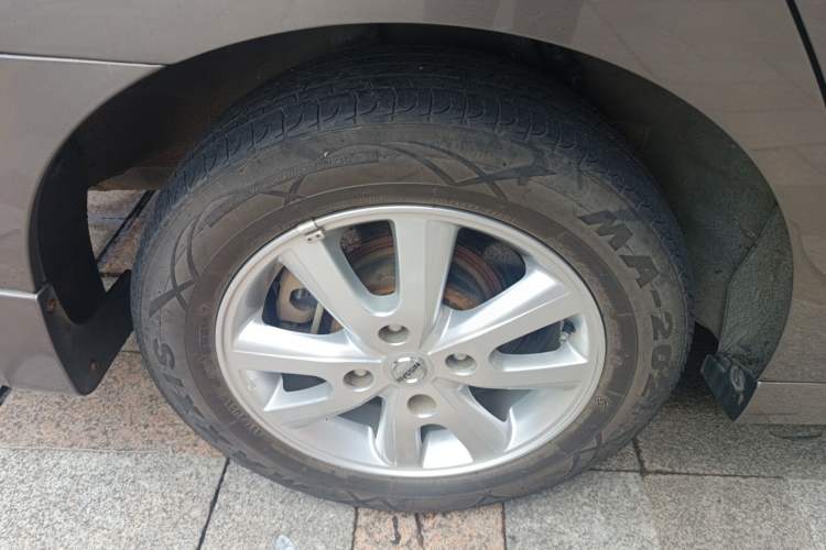 Used Nissan Sylphy 2016 Classic 1.6XE Manual Leading Edition Right Rear Wheel Hub