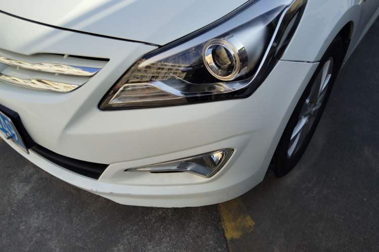 Used Hyundai Verna Ray 2014 1.6L Automatic TOP