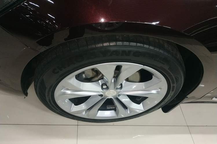 Used Buick LaCrosse 2018 28T Avenir
