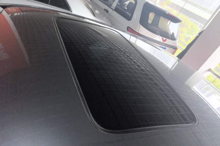 Used BYD Qin PLUS 2021 DM-i 55KM Flagship Model Roof