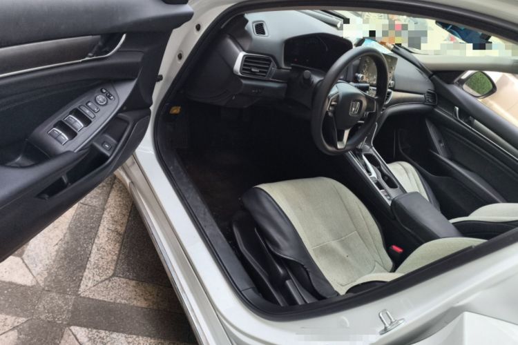 Used Honda Accord 2018 230TURBO Comfort Version National V
