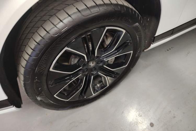 Used XPeng G9 2025 625 Long-Range Max
