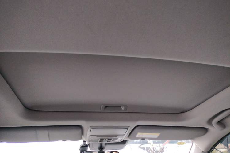 Used Honda CR-V 2021 Rui Hybrid 2.0L 2WD Pure Edition Headliner