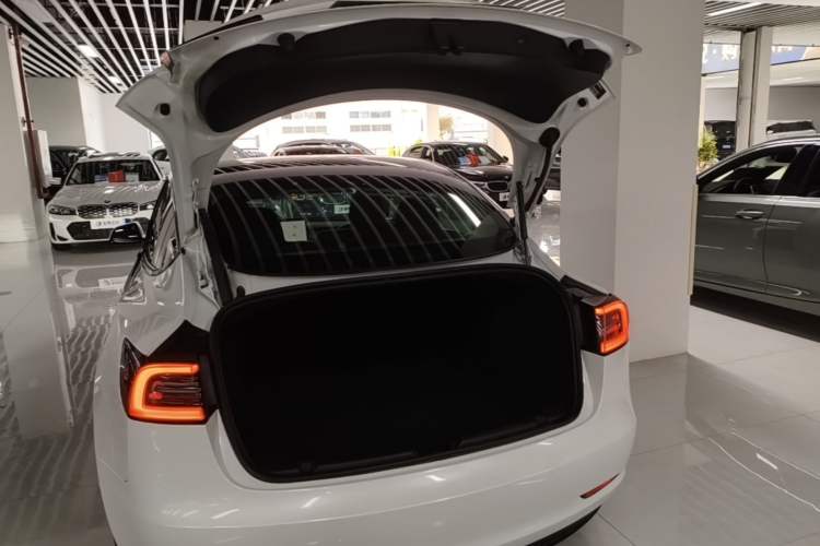 Used Tesla Model 3 2021 Standard Range Rear-Drive Upgraded Version
