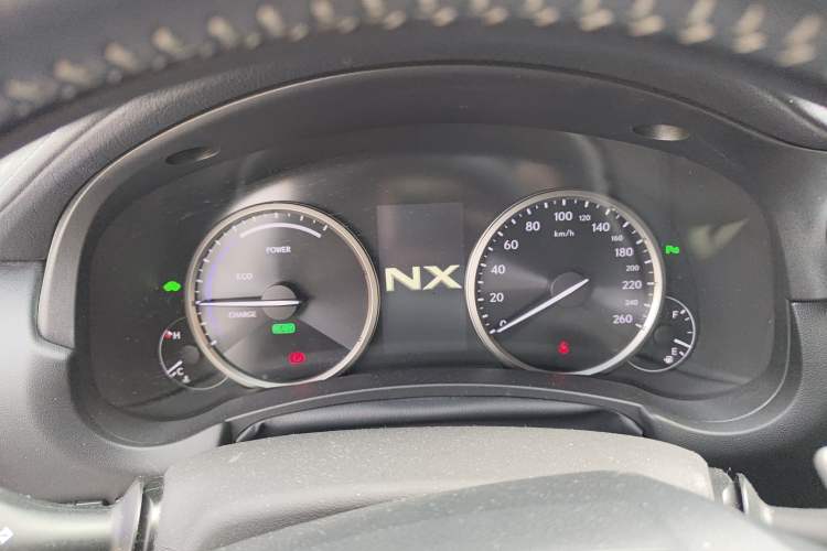 Used Lexus NX 2017 300h Front-Drive FENGSHANG Edition
