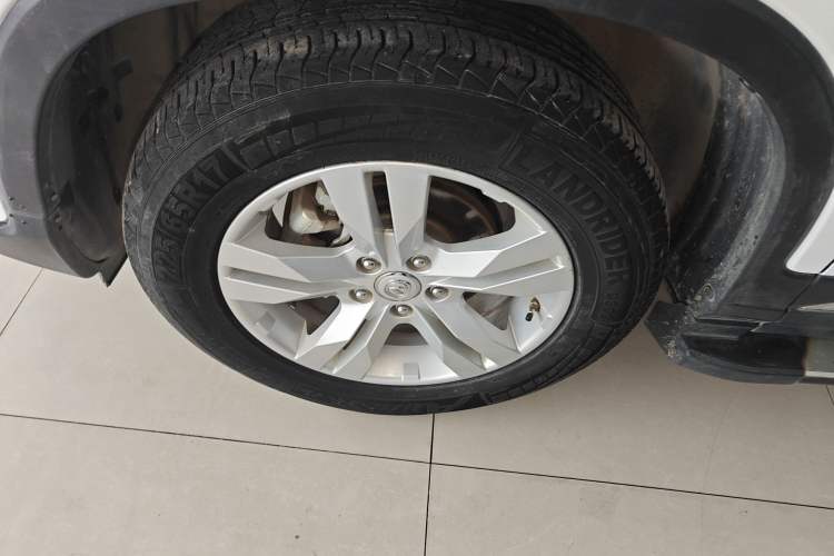 Used CHANGAN CS75 2014 2.0L Manual Luxury Version China V Standard
