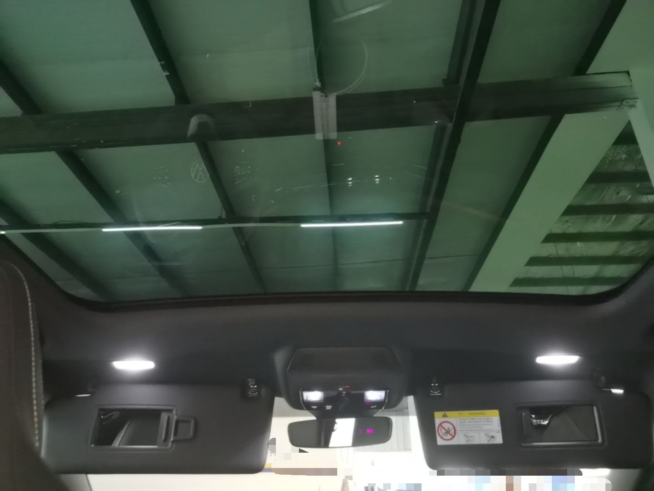  ID.UNYX 06