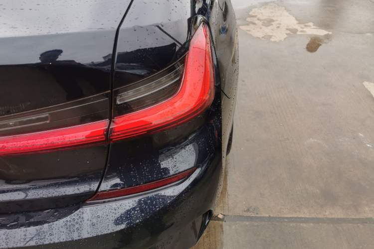 Used BMW 3 Series 2021 325i M Sport Package Right Rear Taillight