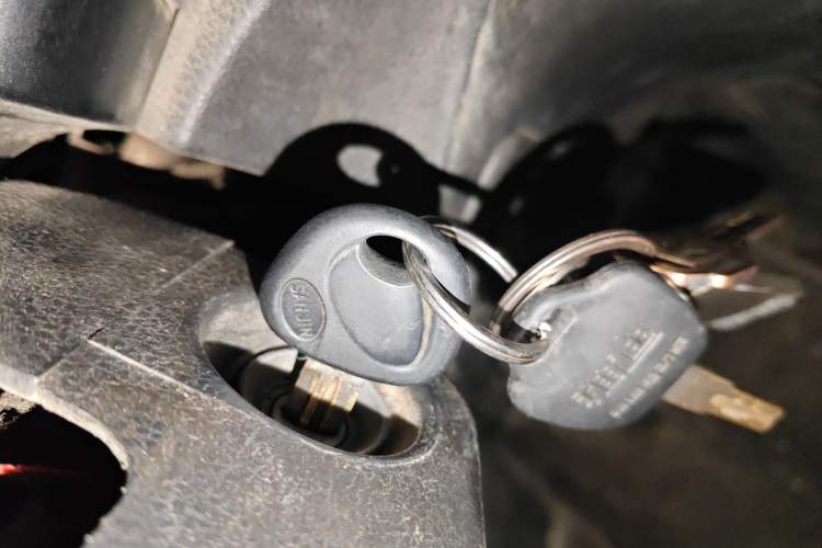 Used Jinbei Gold Hiace 2021 1.5L Passenger Vehicle Engineering Lion 7 Seats
