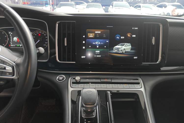 Used GAC Trumpchi M8 2023 Lingxiu Series 390T Deluxe Edition Audio And AC Panel