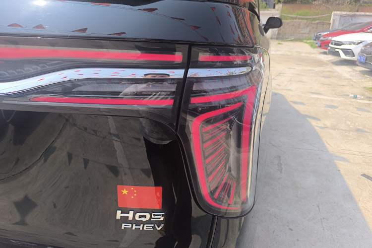 Used Hongqi HQ9 PHEV 2024 2.0T Four-Wheel Drive Business Edition Right Rear Taillight