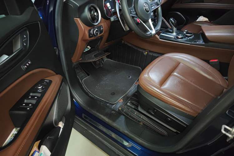 Used Alfa Romeo Stelvio 2017 2.0T 280HP Luxury Edition