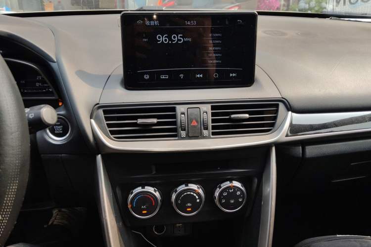 Used Mazda CX-4 2018 2.0L Automatic Two-Wheel Drive Blue Sky Dynamic Version China V Standard Audio And AC Panel