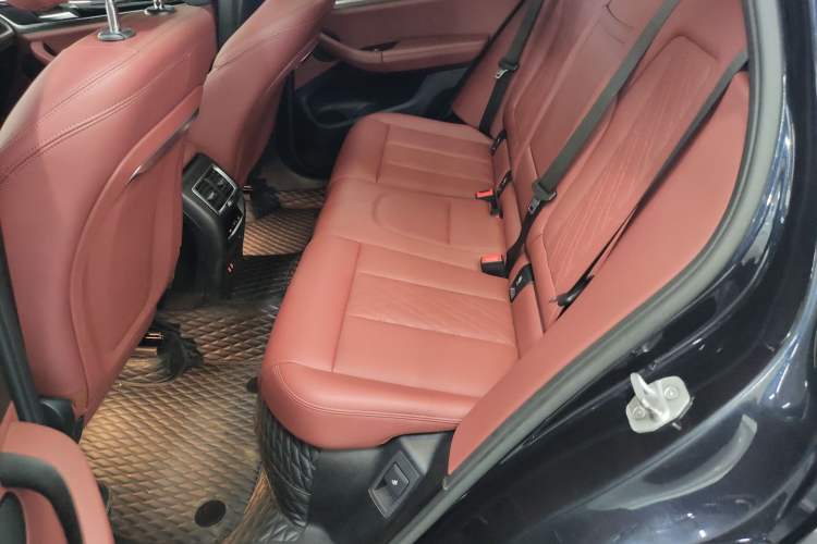 Used BMW X3 2022 xDrive25i M Sport Package Left Rear Seat