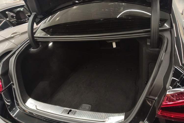 Used Mercedes-Benz S-Class 2021 S 400 L Business Model Trunk