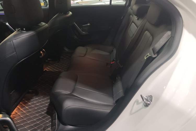 Used Mercedes-Benz A-Class 2022 Restyled A 200 L Sport Sedan Fashion Version