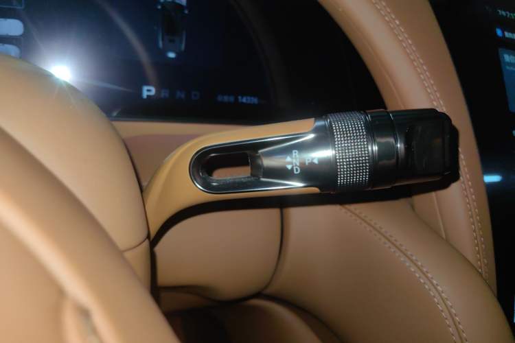 Used Yangwang U8 2023 Luxury Edition
