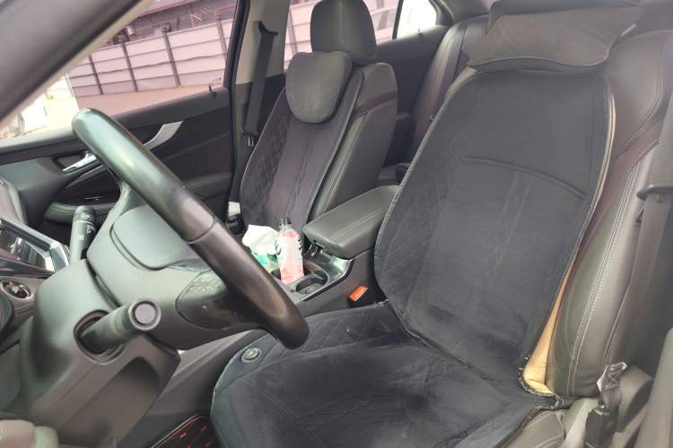 Used Chevrolet Malibu 2018 530T Automatic Luxury Edition Left Front Seat