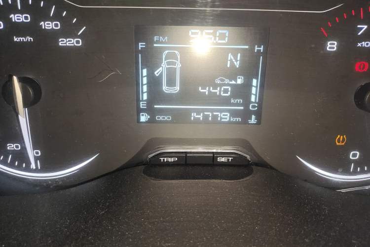 Used Wuling Alvez 2022 1.5L Manual Free-Style Model