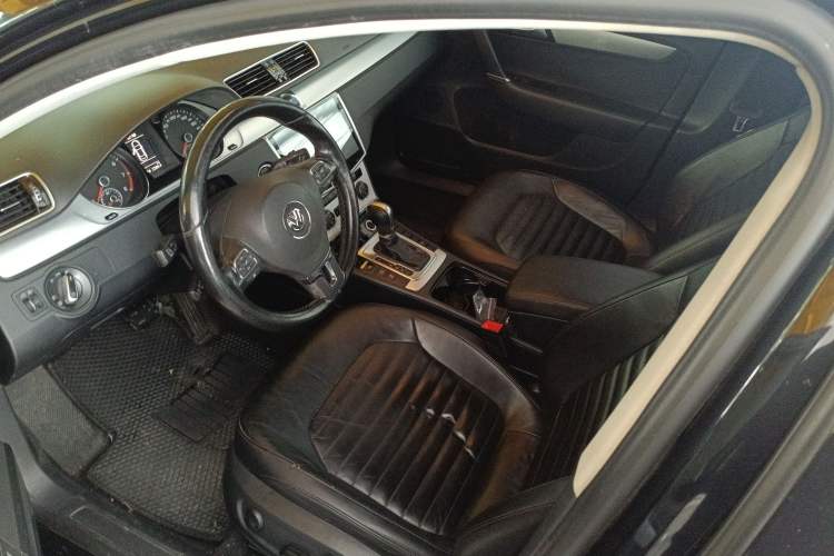 Used Volkswagen Magotan 2015 1.8TSI Advanced Model
