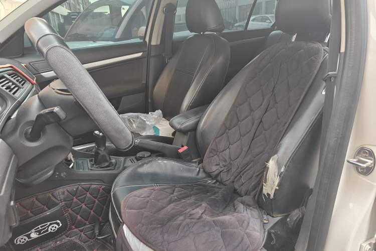 Used Volkswagen Lavida 2017 1.6L Manual Fashion Edition